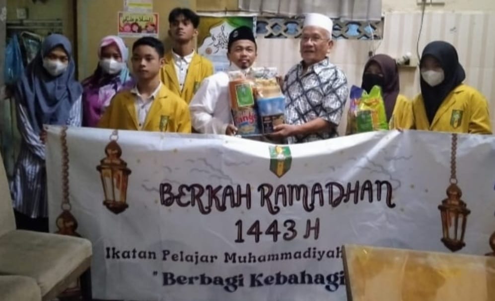 Ikatan Pelajar Muhammadiyah Surabaya Gelar Baksos Dan Kunjungi Tokoh