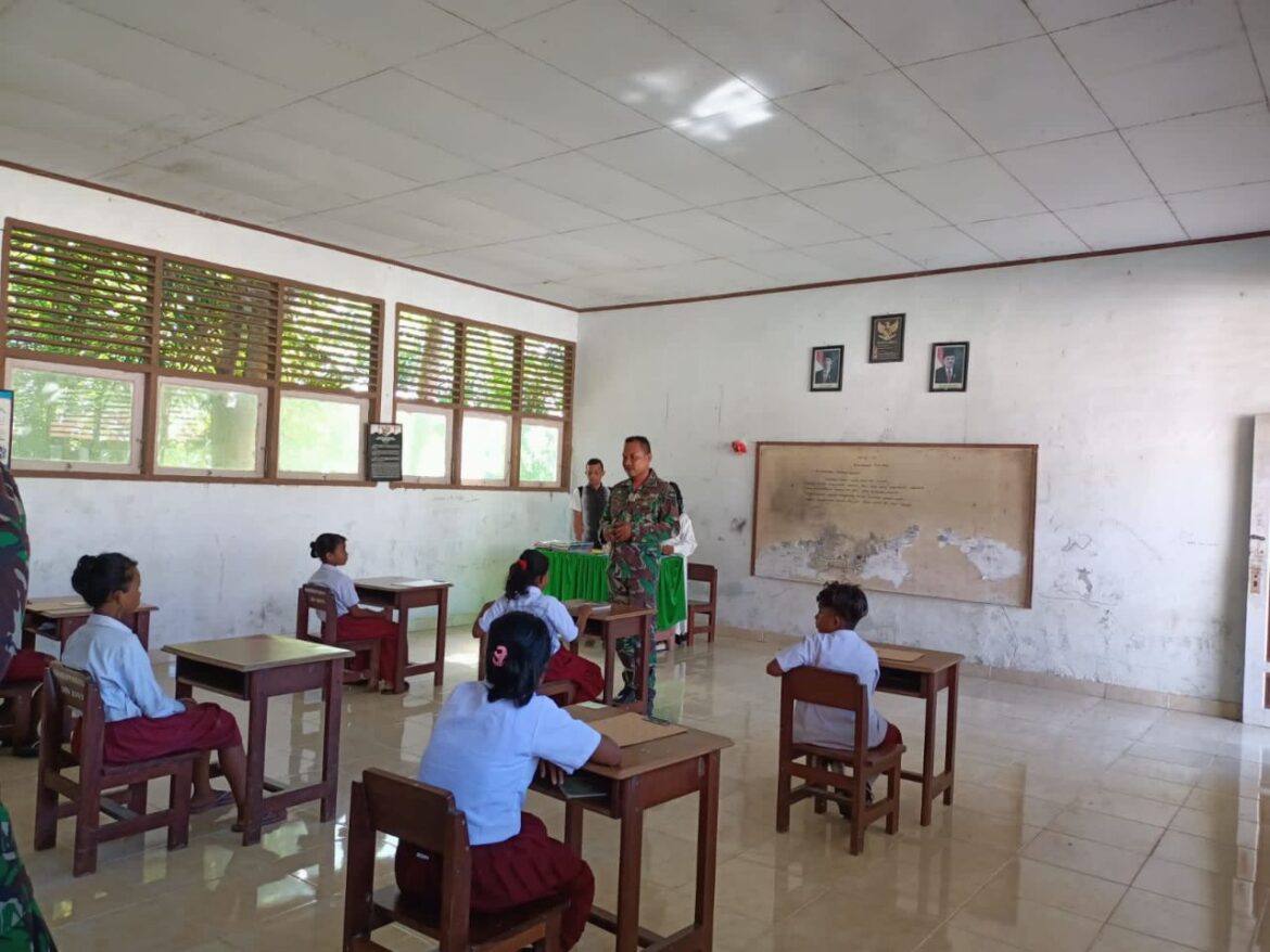 Wouh Satgas TMMD Kodim 1427 Pasangkayu ,Gelar Mengajar SDN Saluwu