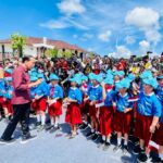 Saat Presiden Berikan Kuis Berhadiah Sepeda di Bendungan Kuwil Kawangkoan Saat Presiden Berikan Kuis Berhadiah Sepeda di Bendungan Kuwil Kawangkoan