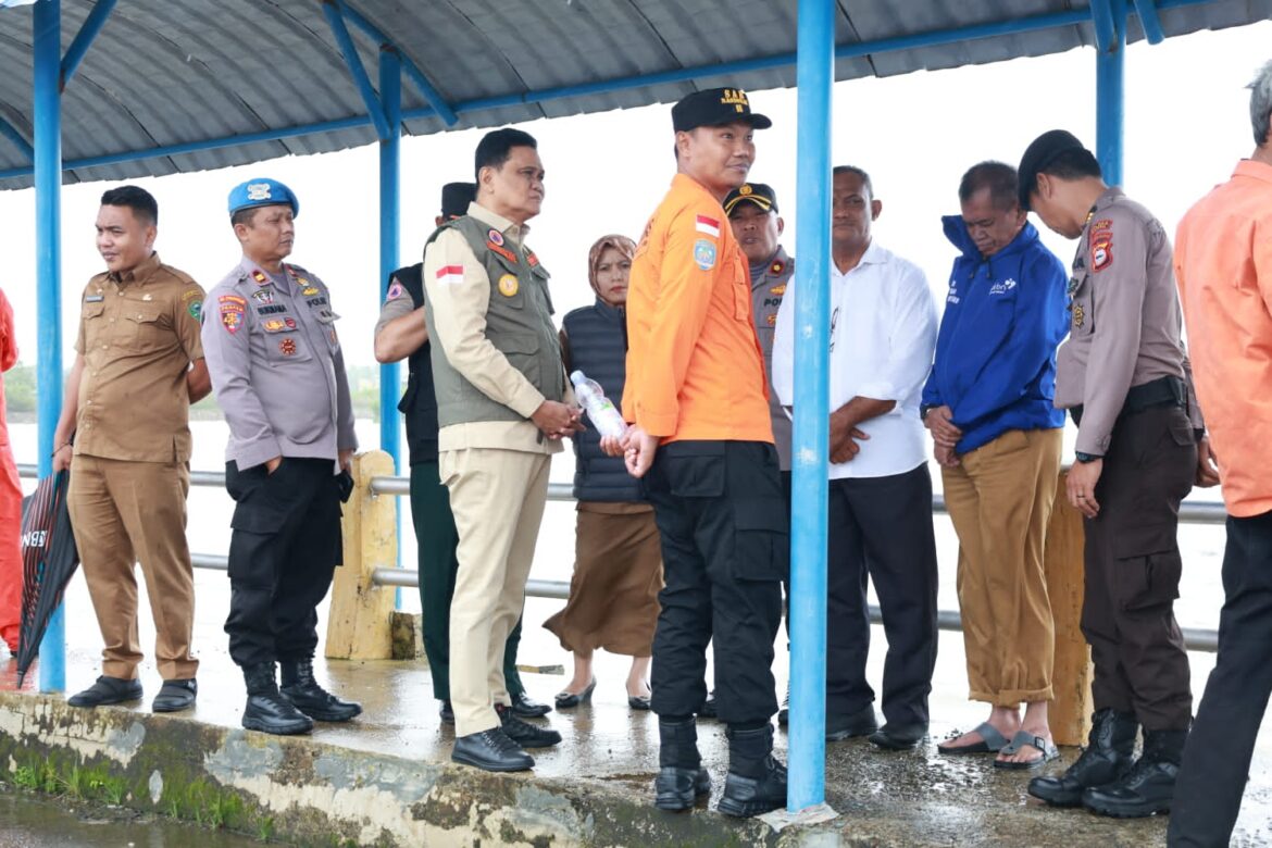 Bupati Barru Turun Langsung Memantau Pencarian Nelayan Dikabarkan Hilang