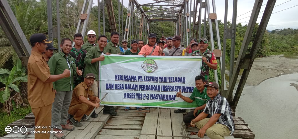 PT Lestari Tani Teladan Bantu Perbaikan Jembatan Melalui Program CSR