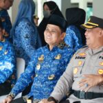 Bupati Barru Menghadiri Upacara HKN di Halaman Kantor Bupati Bupati Barru Menghadiri Upacara HKN di Halaman Kantor Bupati