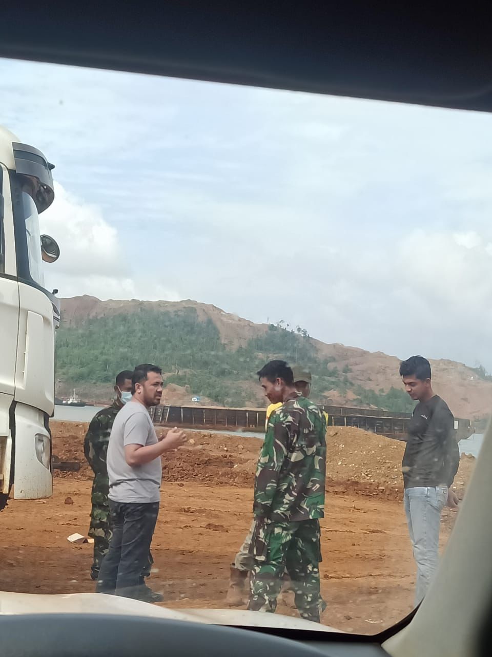 Ada Apa, Sembilan Jety ditutup oleh Oknum TNI-AD