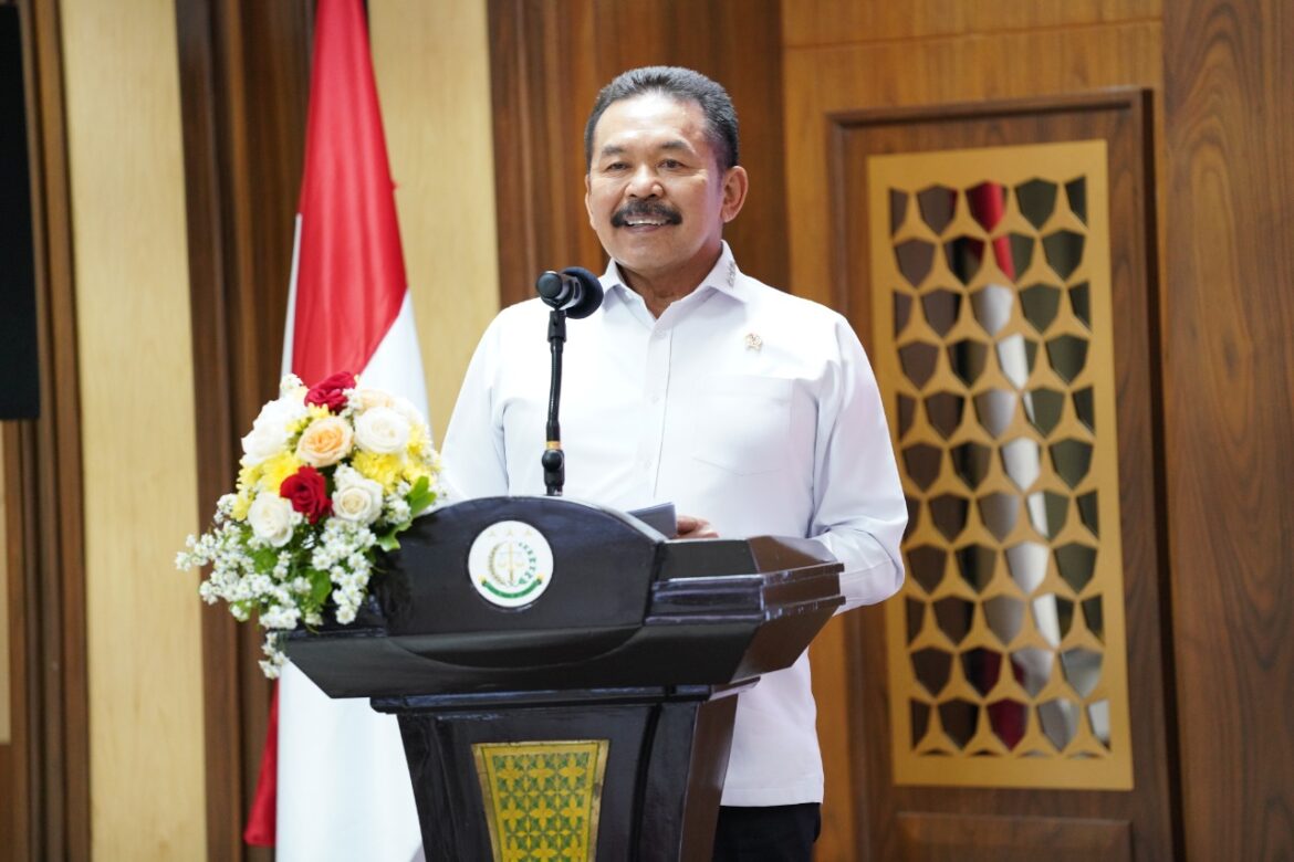 *Jaksa Agung Tegasan Soal Pentingnya Berbagi Kebaikan di Ruang Publik*