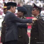 Presiden Jokowi Pimpin Upacara Peringatan Ke-77 Hari Bhayangkara Presiden Jokowi Pimpin Upacara Peringatan Ke-77 Hari Bhayangkara