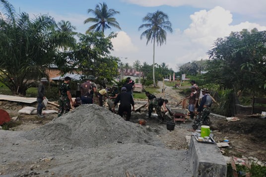 TMMD ke 118 Kodim 1427 Pasangkayu Sasaran Plat duicker Sudah Memasuki 45 persen