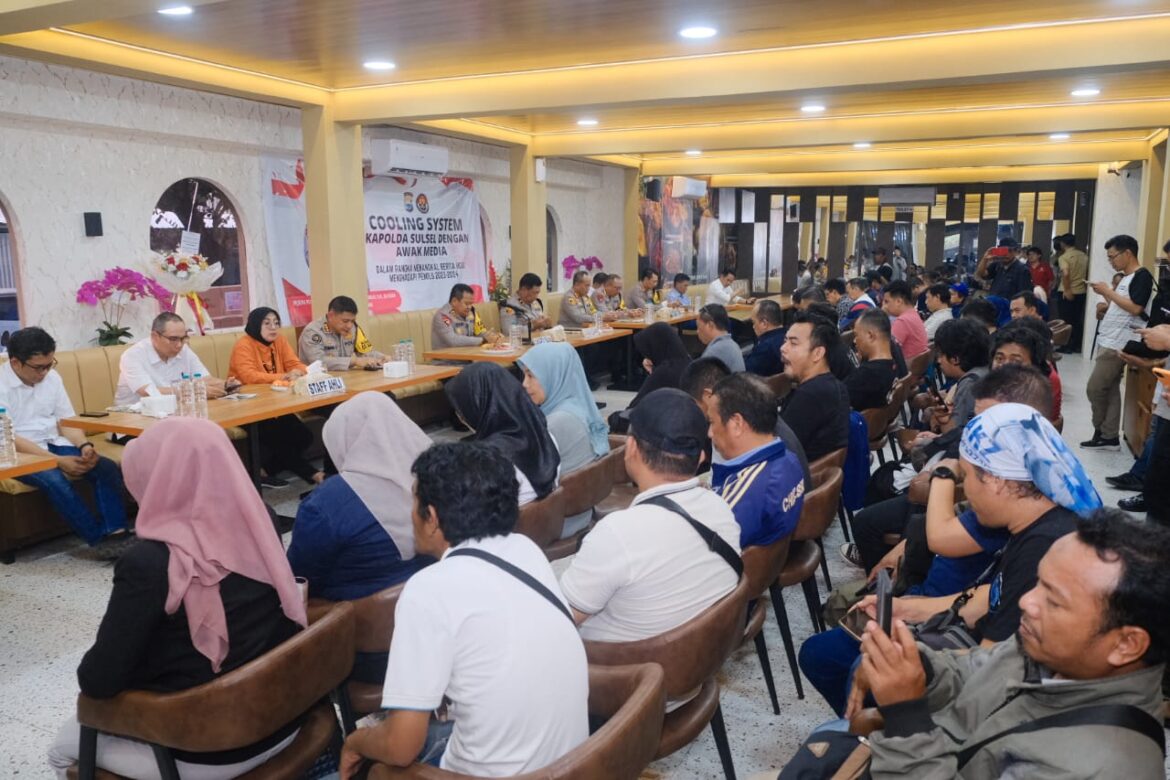 *Silaturahmi Dengan Media, Kapolda Sulsel Ajak Wartawan Tangkal Hoaks Jelang Pemilu 2024*