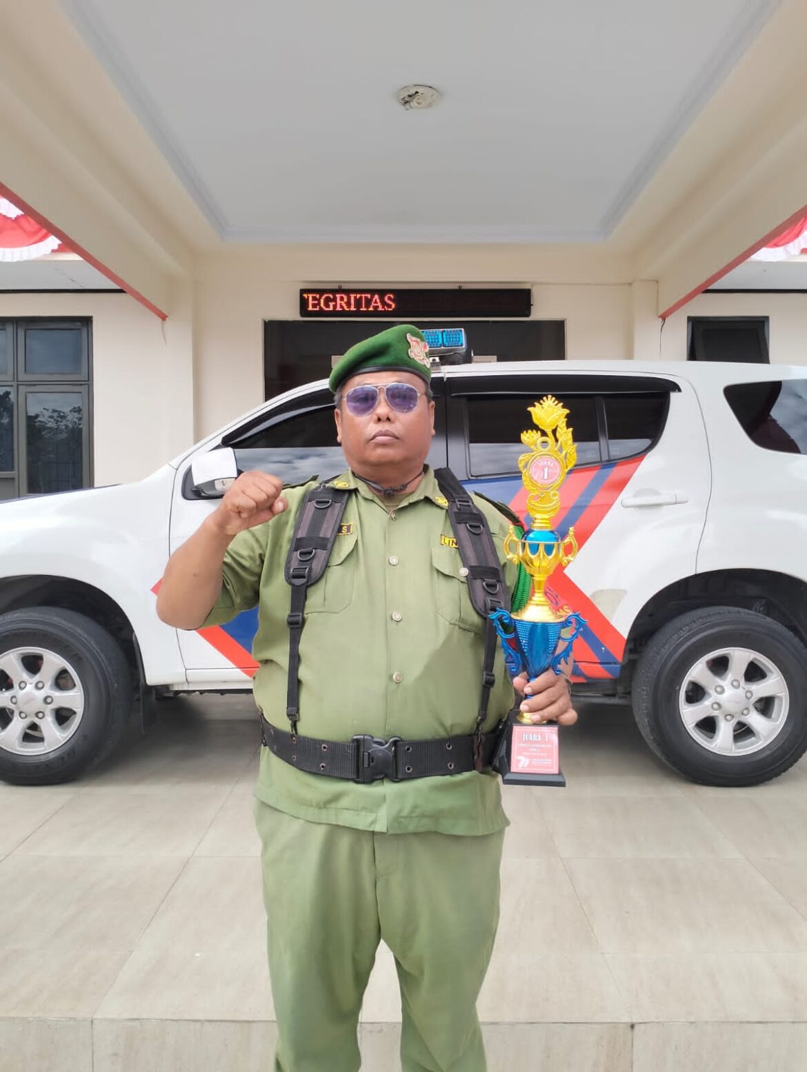 NEKAT BERZINAH DENGAN PRIA LAIN DI SAAT SUAMI CARI NAFKAH KE GUNUNG BOTAK ‘KO BERDAMPAK KEPADA PEMECATAN DANTON LINMAS .OLEH KEPDES .