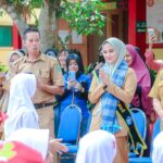 Dokter Ulfah Kunjungan Ke SDN 1 Barru dan TK Wahdah Islamiah