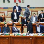 *Calon Pimpinan KPK Fit and Proper Test, Bamsoet Soroti Politik Biaya Tinggi Salah Satu Biang Kerok Korupsi* *Calon Pimpinan KPK Fit and Proper Test, Bamsoet Soroti Politik Biaya Tinggi Salah Satu Biang Kerok Korupsi*