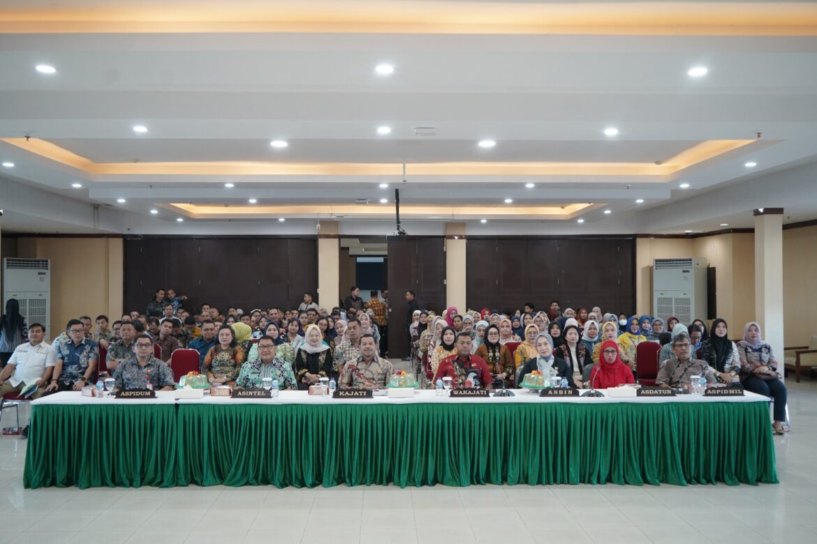 Kajati Sulsel Agus Salim Ikuti Kunjungan Kerja Virtual Jaksa Agung ST Burhanuddin, Momentum Menyatukan Visi dan Evaluasi Kinerja