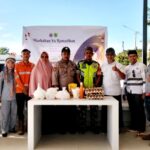 PT.LPN Bersama Kades Batupute Bagikan 300 Paket Sembako ke Warga