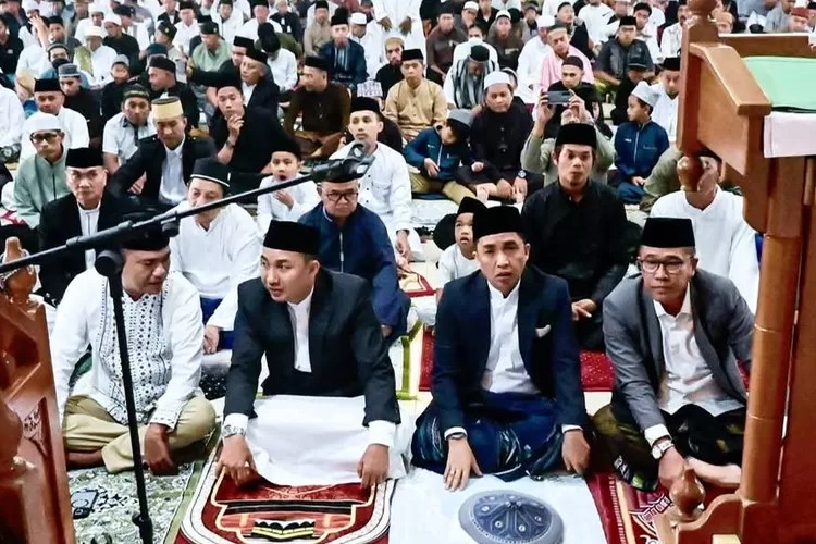 Bupati Andi Rahim Sebut Idulfitri sebagai Momentum Saling Memaafkan dan Hilangkan Rasa Benci.