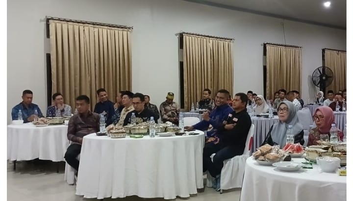 Anggota DPRD Hatta Turusy Hadiri ‘Malam Kenal Pamit’ Kapolres Luwu Utara di Hotel Remaja Masamba 11 April 2025.