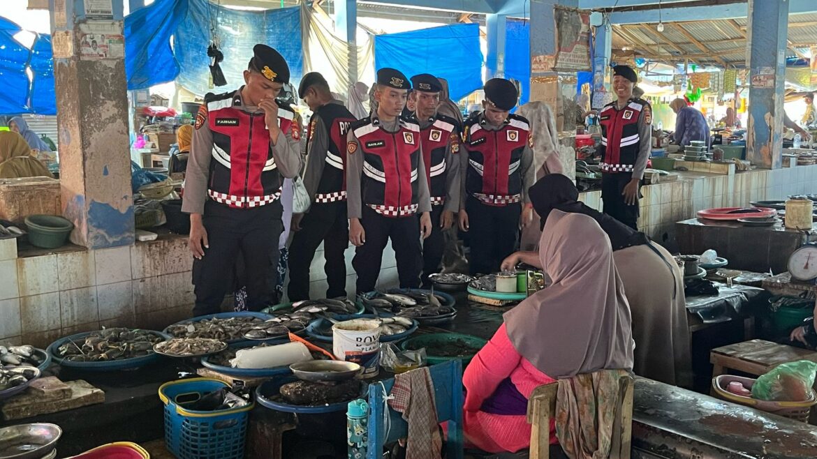 *Patroli Dialogis Sat Samapta Polres Sinjai, Jaga Kamtibmas dan Berikan Imbauan.*