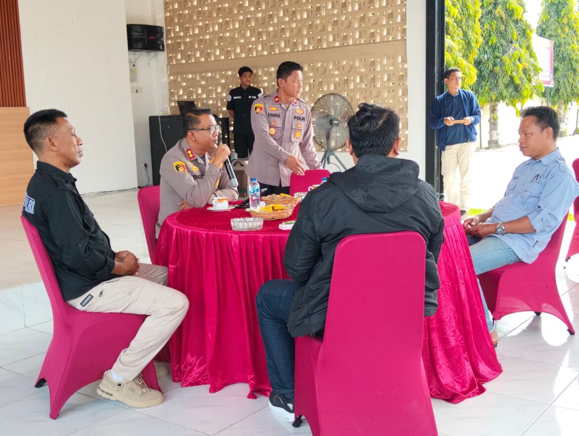 Kapolres Pasangkayu Gelar Coffe Morning Bersama Wartawan Pasangkayu Untuk Mempererat Hubungan Tali Silaturrahmi