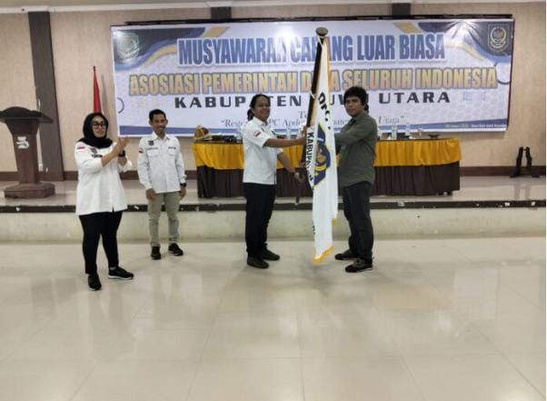 Rusdi, S.Pd. Kades Rompu Terpilih Sebagai Ketua APDESI Luwu Utara Periode 2025 – 2027.