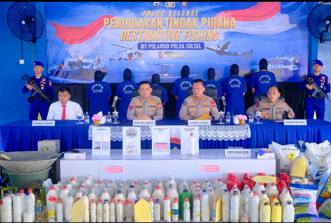 Ditpolairud Polda Sulsel Mengungkap Kasus Penangkapan Ikan Dengan Cara Merusak atau Destructive Fishing