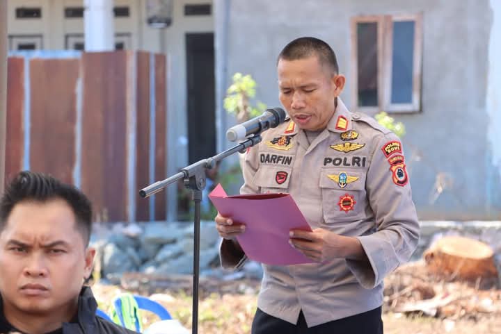 Dukung Fasilitas Personel, Kapolres Bone Letakkan Batu Pertama Pembangunan Rumah Dinas