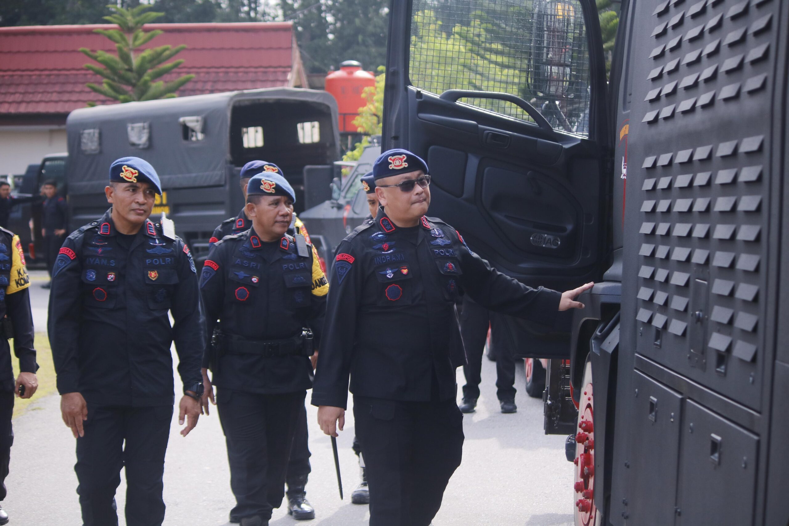 *Polda Sultra dan Jajaran Mengawal Kegiatan Mayday dan Aktifitas Masyarakat Lainnya Yang Nyaman dan Kondusif*