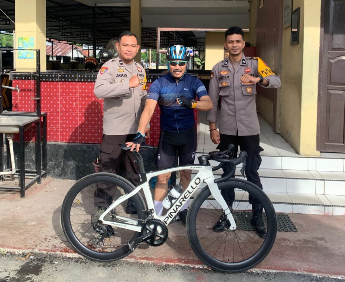 *Minggu Ceria Kabag SDM Polres Sinjai : Gowes Santai Bangun Semangat dan Kebugaran.*