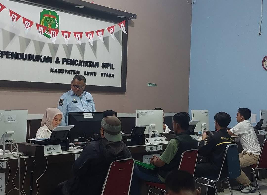 PNS Salah satu Impian Banyak Orang Pencari Kerja, Hingga Bertahan jadi Tenaga Honorer Bertahun-Tahun Lamanya.