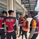 Satgas Anti Premanisme Memberikan Imbauan Tukang Parkir Indomaret Satgas Anti Premanisme Memberikan Imbauan Tukang Parkir Indomaret