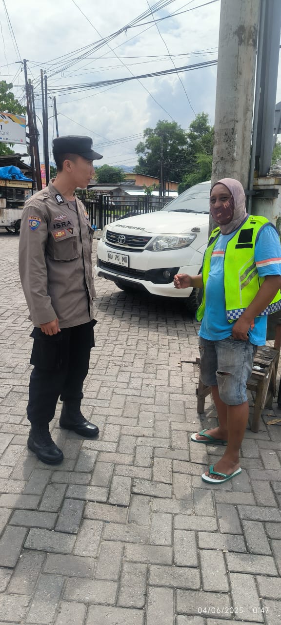 Satgas Preemtif Berikan Penyuluhan kepada Warga di Megros Terkait Bahaya Premanisme dan Pungli