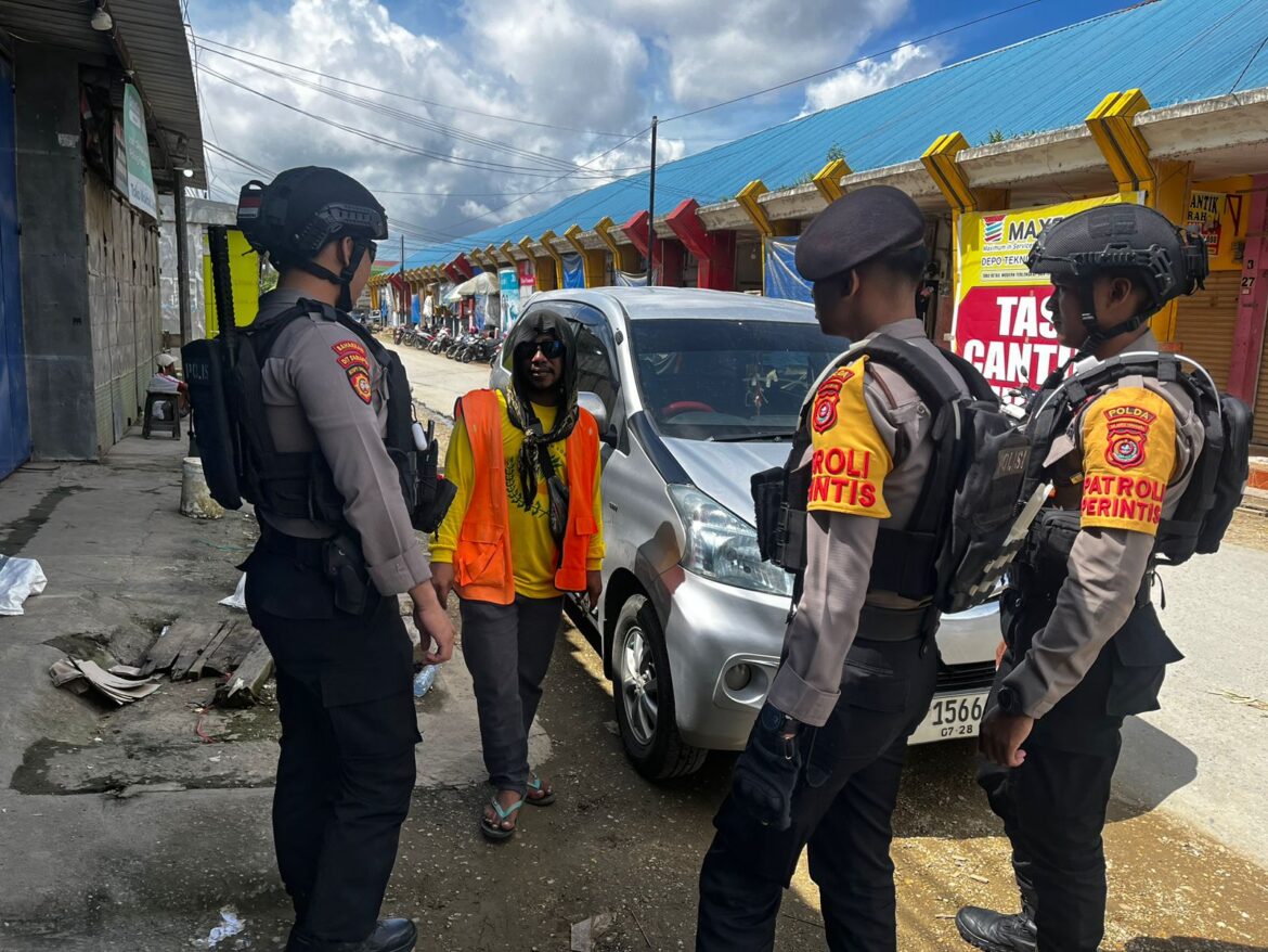 *Satgas Anti Pungli dan Premanisme Berikan Imbauan Kepada Tukang Parkir di Kota Kendari*