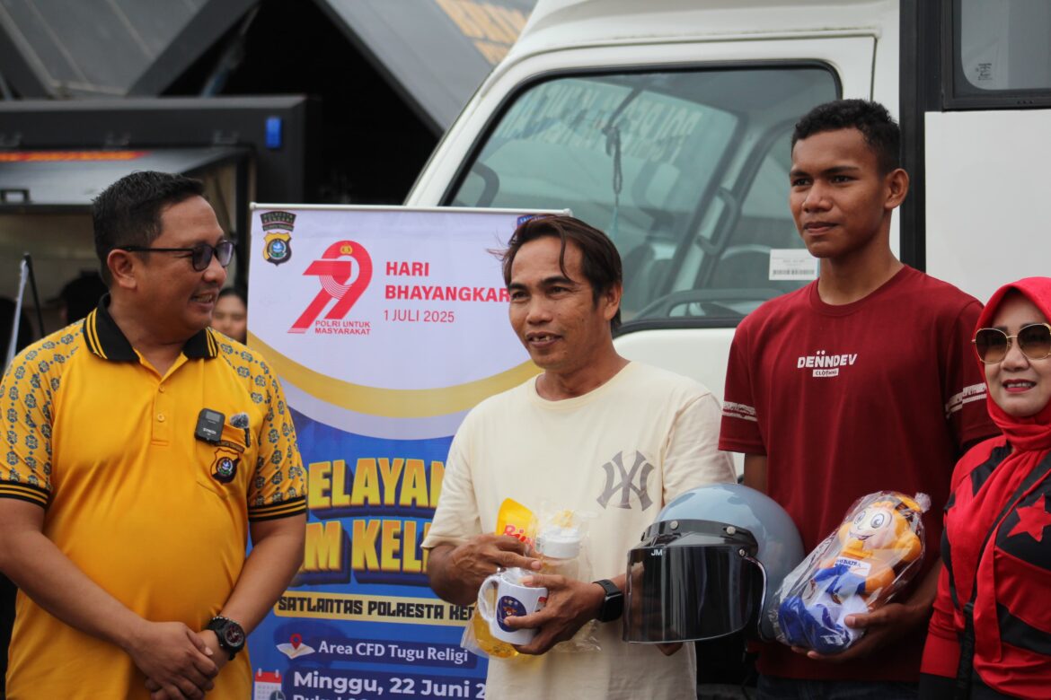 *Semarak Hari Bhayangkara ke-79, Polda Sultra Gelar Car Free Day dan Pelayanan Publik Gratis di Ex MTQ Kendari*