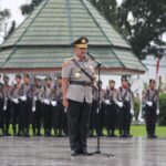 *Polda Sultra Gelar Upacara Ziarah di TMP Watubangga Peringati Hari Bhayangkara ke-79* *Polda Sultra Gelar Upacara Ziarah di TMP Watubangga Peringati Hari Bhayangkara ke-79*