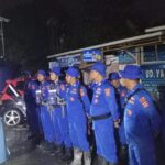 *Ditpolairud Polda Sultra Terjunkan Personel, Bantu Korban Banjir Kali Wanggu* *Ditpolairud Polda Sultra Terjunkan Personel, Bantu Korban Banjir Kali Wanggu*