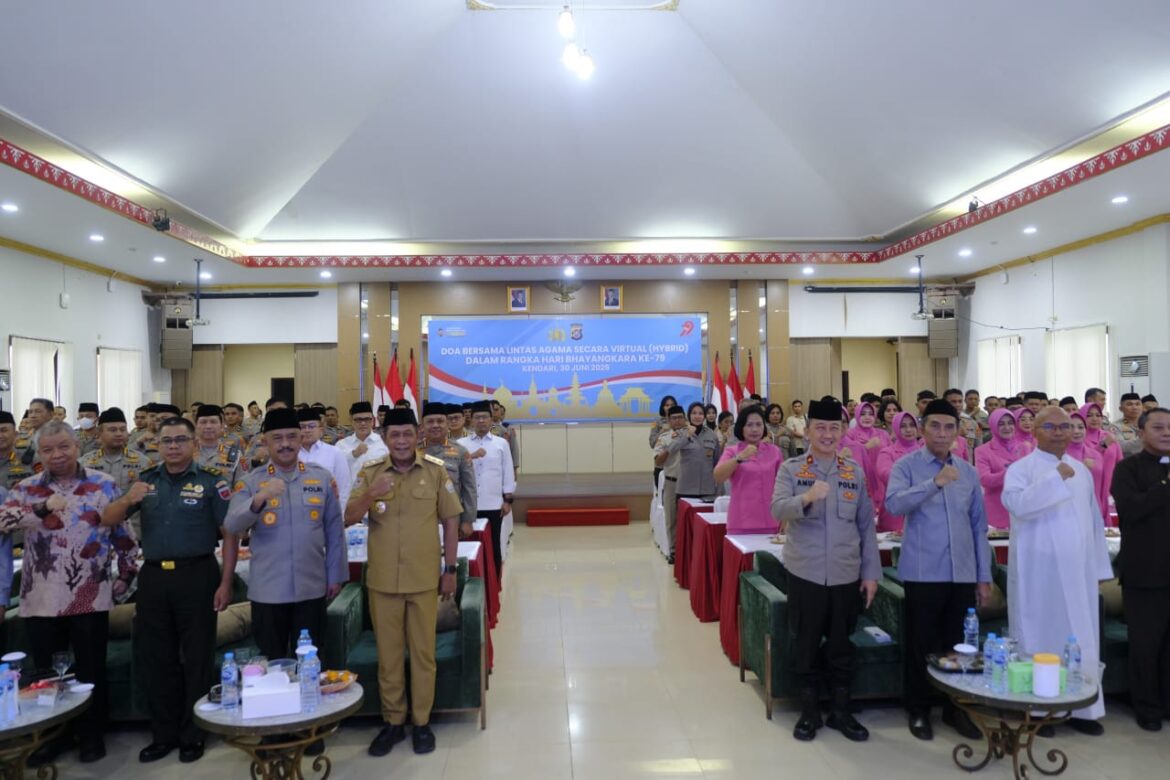 *Doa Bersama Lintas Agama Sambut Hari Bhayangkara ke-79 Digelar di Polda Sultra*