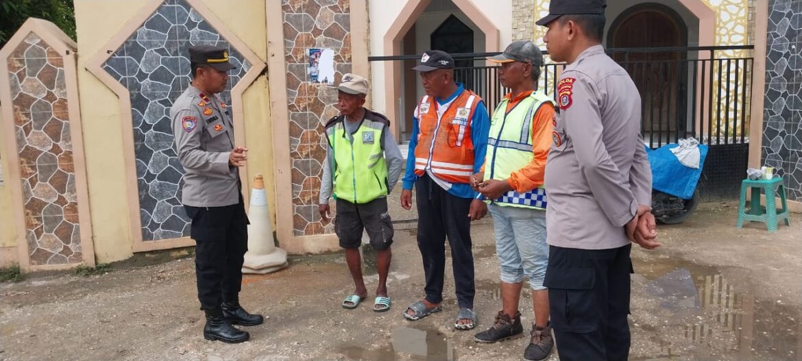 Polda Sultra Gencarkan Penyuluhan Bahaya Premanisme dan Pungli di Kawasan Pasar Anduonohu