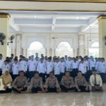 *Ditbinmas Polda Sultra Gelar Sosialisasi Pencegahan Bullying di Ponpes Ummusshabri Kendari* *Ditbinmas Polda Sultra Gelar Sosialisasi Pencegahan Bullying di Ponpes Ummusshabri Kendari*