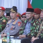 Kapolri Pimpin Apel Akbar Kokam Pemuda Muhammadiyah 2025 di Yogyakarta, Tegaskan Sinergi Ketahanan Pangan Kapolri Pimpin Apel Akbar Kokam Pemuda Muhammadiyah 2025 di Yogyakarta, Tegaskan Sinergi Ketahanan Pangan