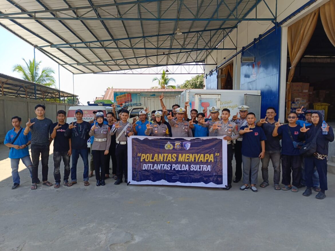 Polda Sultra Ajak Driver Logistik Pahami Keselamatan Lewat Program “Polantas Menyapa”*