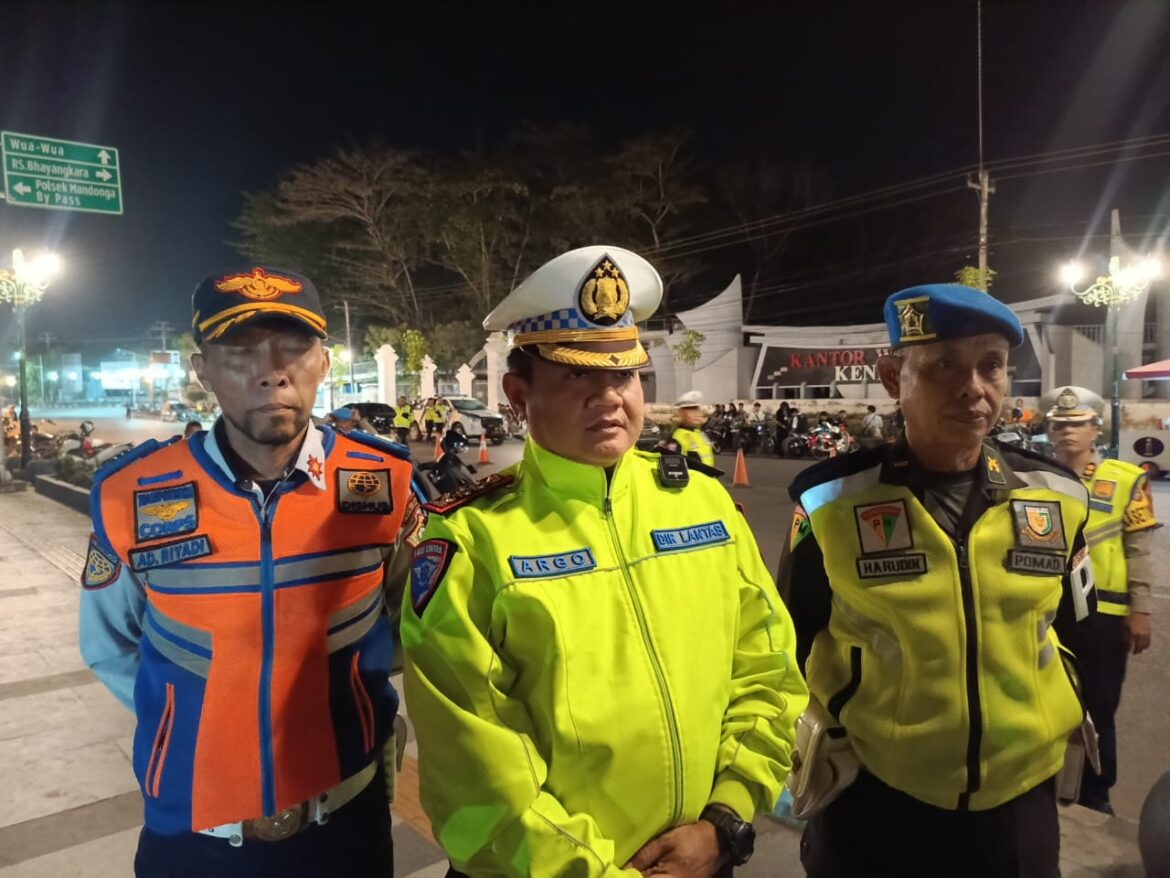 Dirlantas Polda Sultra Pimpin Langsung Patroli Skala Besar, Tindak Pelanggaran Knalpot Brong dan Balap Liar