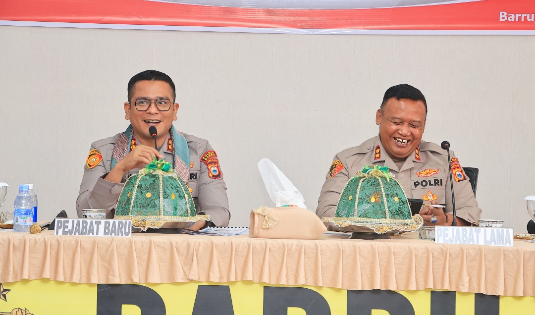 Polres Barru Gelar Pisah Sambut Kapolres dari Pejabat Lama AKBP Dodik Susianto Digantikan oleh Pejabat Baru AKBP Ananda Fauzi Arahap