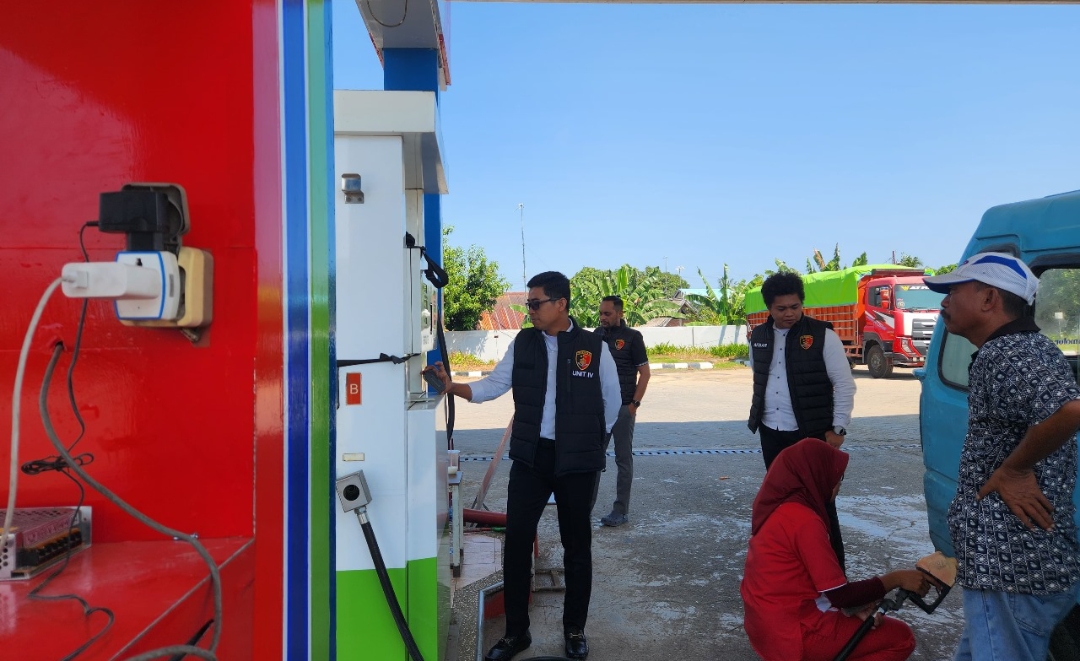 Unit Tipidter Polres Barru Lakukan Pemeriksaan Stok Bahan Bakar Hingga Penyaluran BBM Subsidi