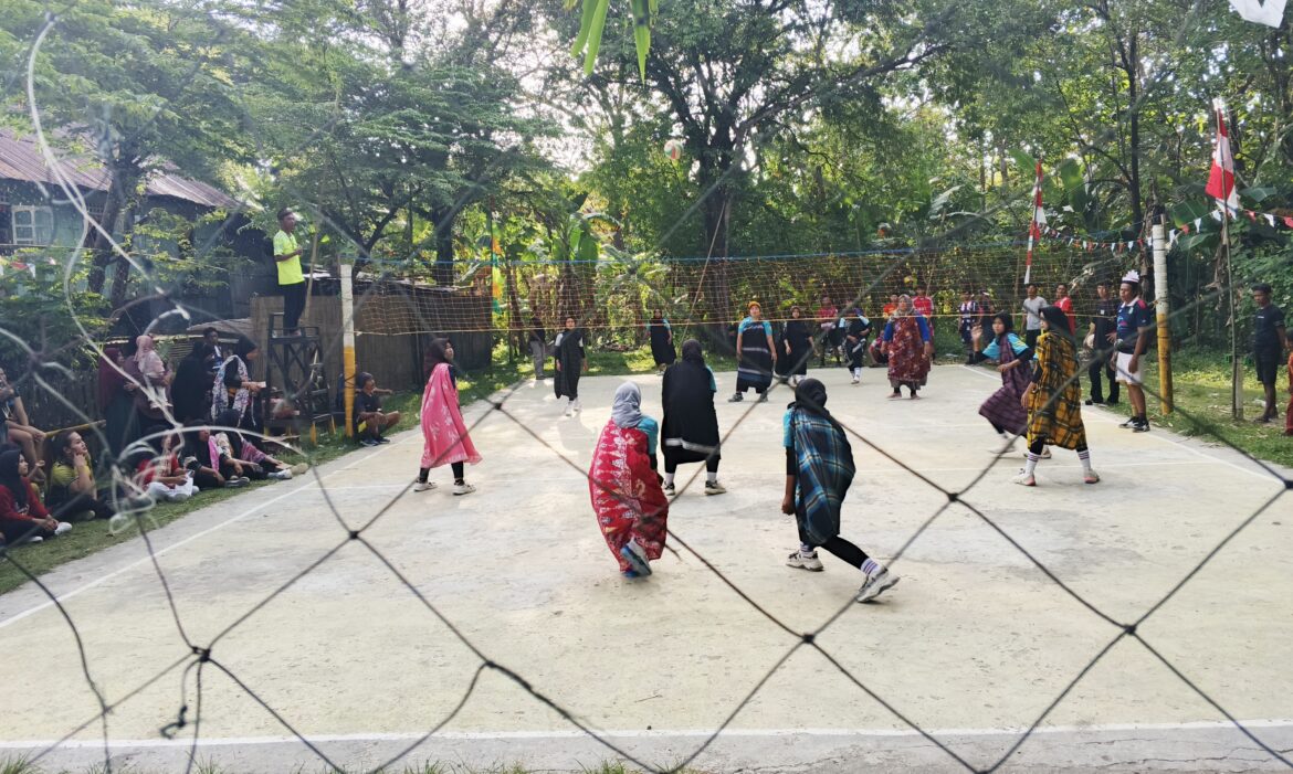 HUT RI Ke-80, Warga Dusun Panrenge Gelar Lomba Voli Sarung