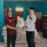 Pemerintah Desa Bumi Harapan Salurkan Bantuan Pangan Kepada 135 KPM. Pemerintah Desa Bumi Harapan Salurkan Bantuan Pangan Kepada 135 KPM.