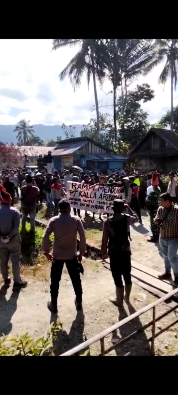 PT Kalla Arebamma Ditolak Masyarakat , “Camat Rampi Minta Warga Bersikap Adil.”