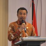 Meriahkan Bulan Kemerdekaan, Bupati Imbau ASN Pasang Bendera Merah - Putih DI Depan Rumah. Meriahkan Bulan Kemerdekaan, Bupati Imbau ASN Pasang Bendera Merah - Putih DI Depan Rumah.