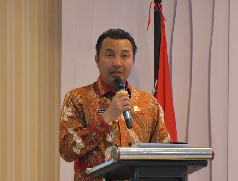 Meriahkan Bulan Kemerdekaan, Bupati Imbau ASN Pasang Bendera Merah – Putih DI Depan Rumah.