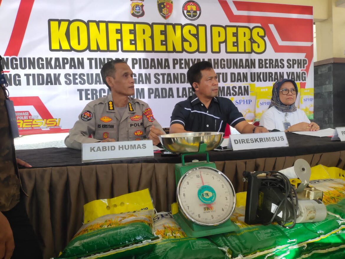 *Ditkrimsus Polda Sultra Ungkap Kasus Penyalahgunaan Beras SPHP, Dua Tersangka Ditahan*