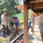 Kebakaran di Balusu, Kapolsek Turun Langsung Amankan Lokasi Kebakaran di Balusu, Kapolsek Turun Langsung Amankan Lokasi