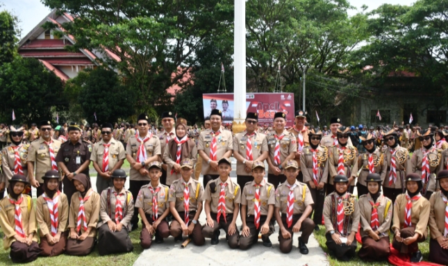Sangat Meriah Ribuan Peserta Apel Memperingati HUT Ke-64 Gerakan Pramuka Indonesia Di Kab. Luwu Utara.