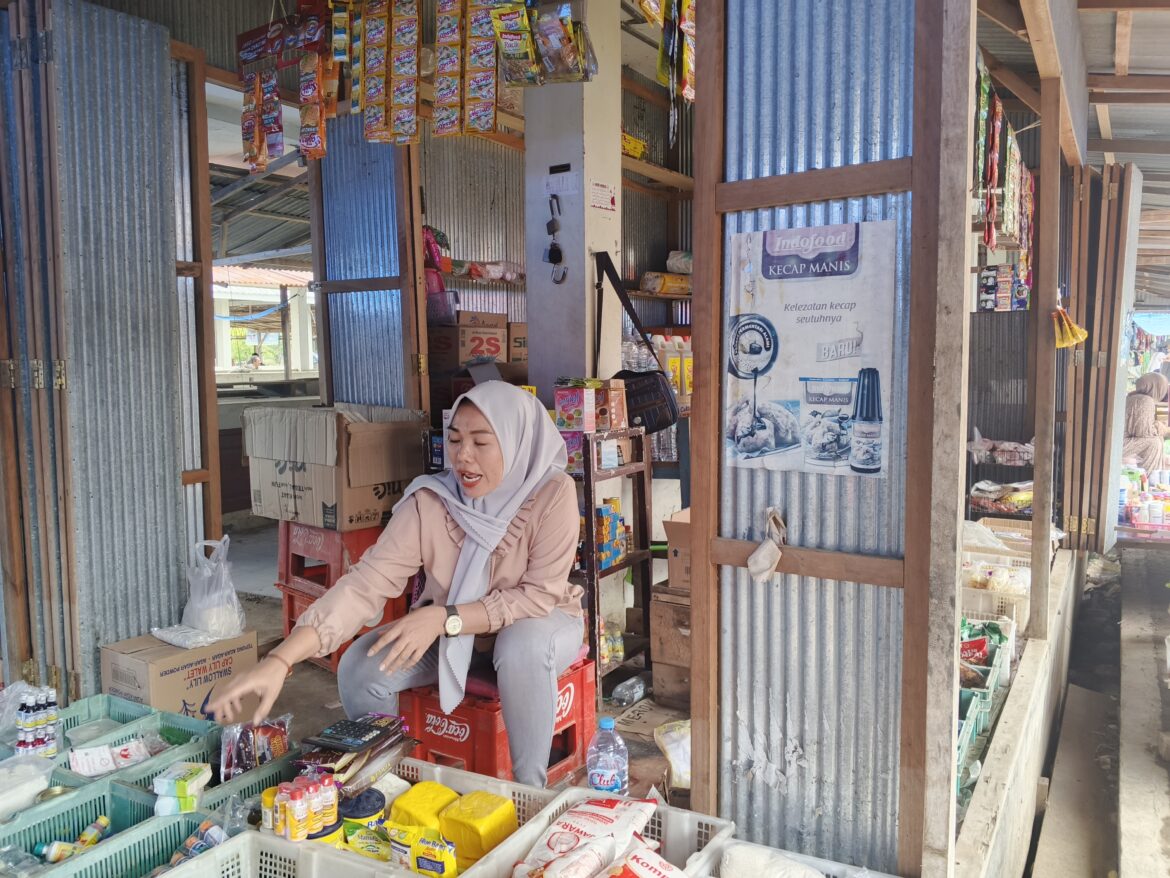 Tega! Kepala Pasar Takkalasi Abaikan Nasib Pedagang Kecil, Mahriyani Terancam Kehilangan Mata Pencaharian