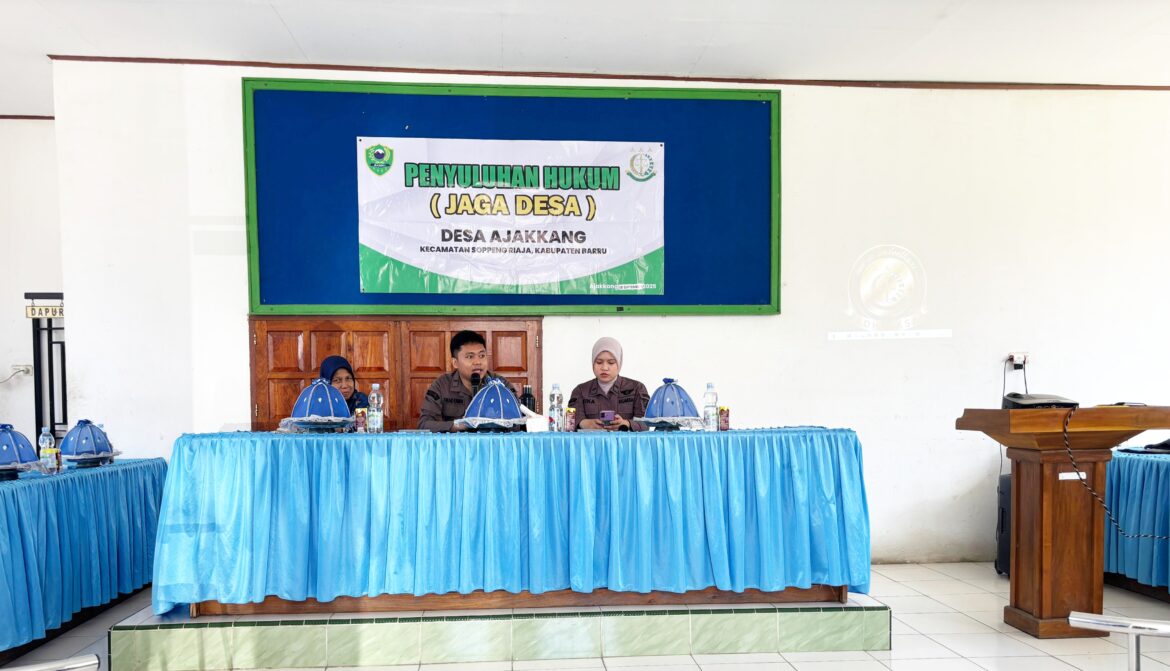 ​Pencegahan Penyelewengan Dana, Kejaksaan Barru dan Pemdes Ajakkang Edukasi Warga Soal Koperasi Merah Putih
